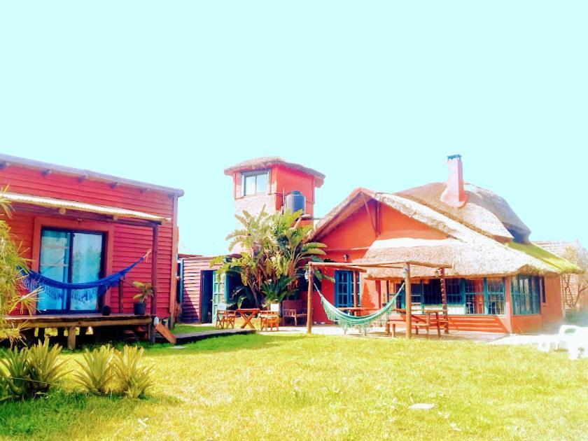 Hostel El Nagual Punta Del Diablo Exterior photo